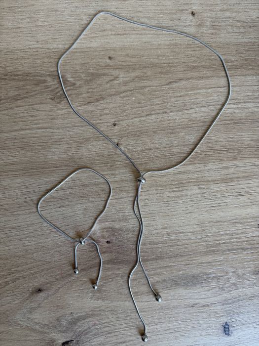 Нови колие с гривна стомана