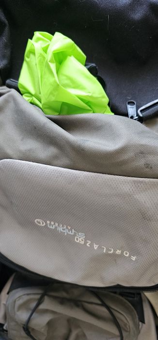 Vind rucsac FORCLAZ Air 40, nefolosit.