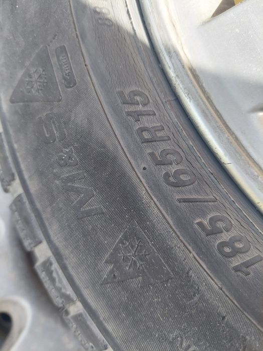 Зимни гуми 185 65 15