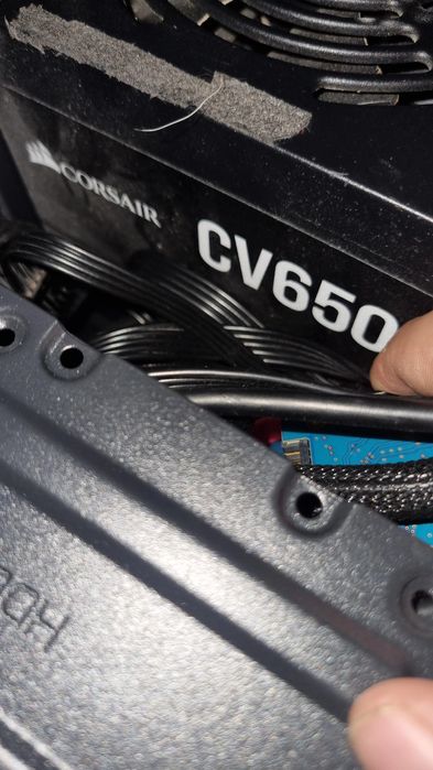 Se Vinde Carcasa + Sursa