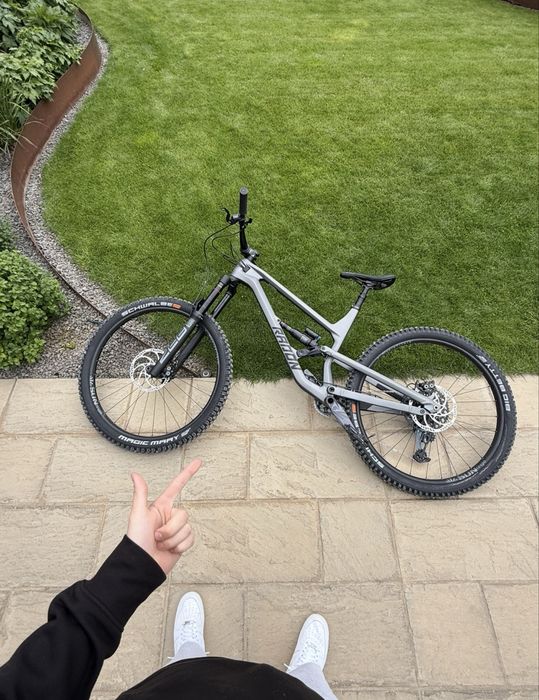 Radon Swoop 9.0 – Enduro 29” | 170mm | Echipare top