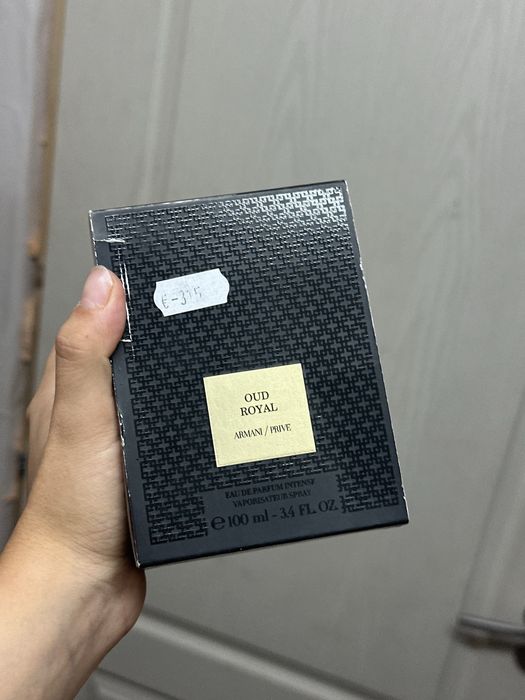 Armani prive oud royal