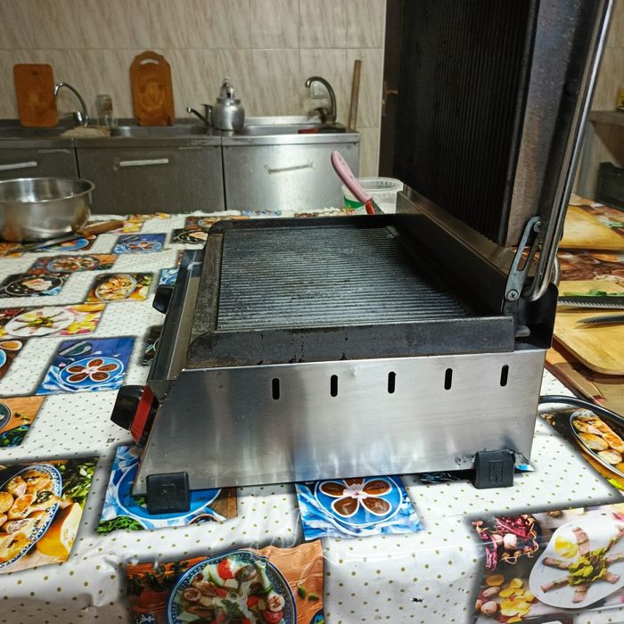 Тостер сотилади нархи келишилган нархда сотилади