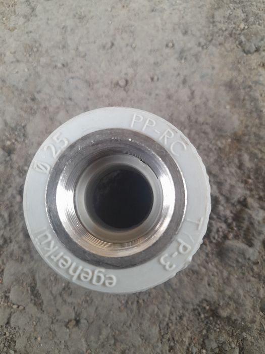 Муфта неразборная