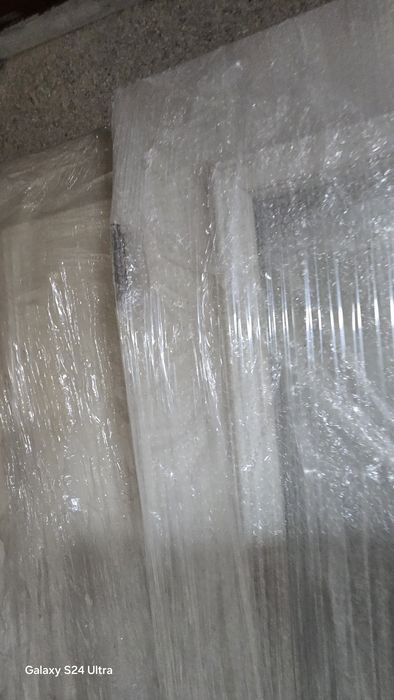 Продам межкомнатные двери.