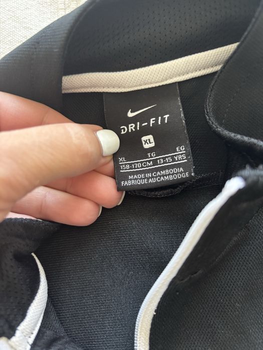 Екип Найк Nike XL за момче ръст до 170см