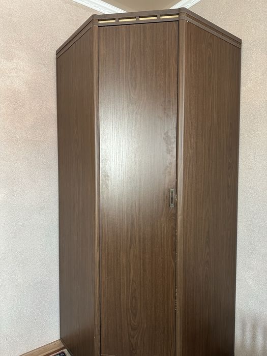 Продам шкаф в хорошем состоянии