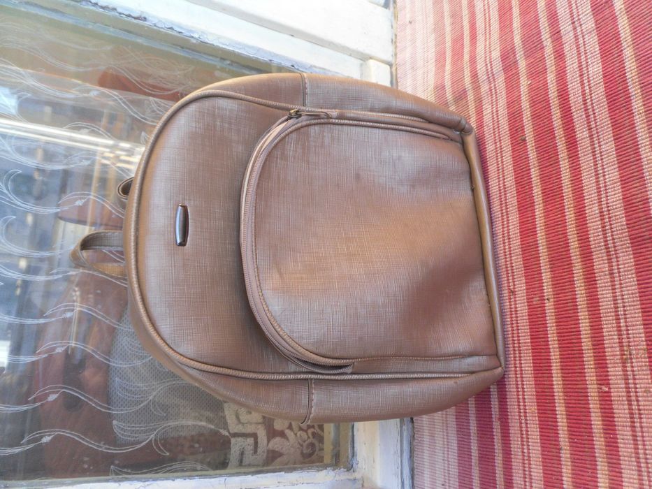 Детска  раница,дамски чанти за пазар и  детска спортна раничка-