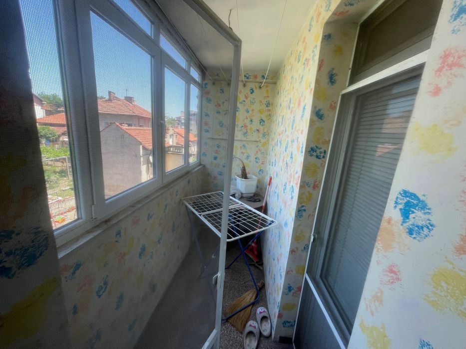 Продава се Тристаен апартамент в Плевен, 9-ти квартал - 79 кв.м за 775 €/кв.м - Снимка #12