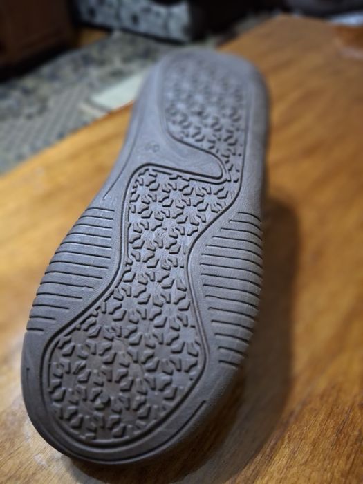 Кроссовки зимние