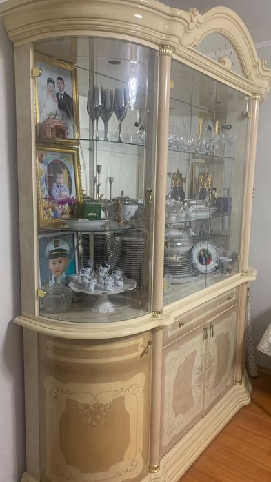 Сервант сатылады