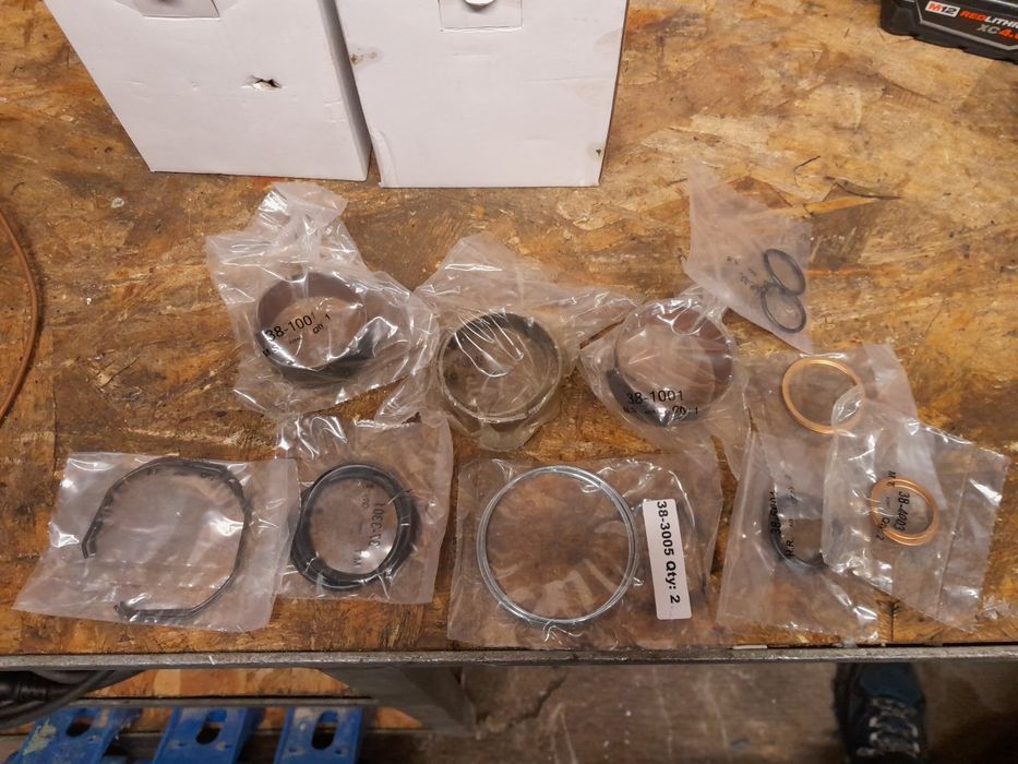 Kit reparatie amortizoare honda cr