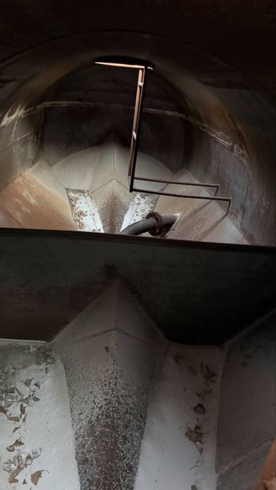 Цистерна цементовоз бочка 20кубов