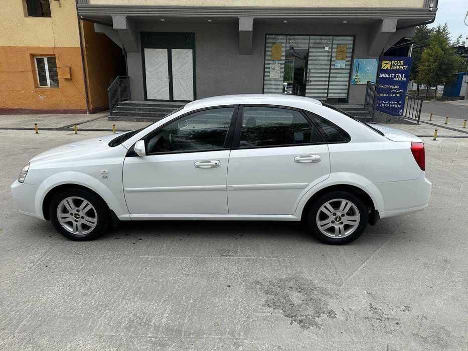 Other Lacetti / Gentra 2011 — 2