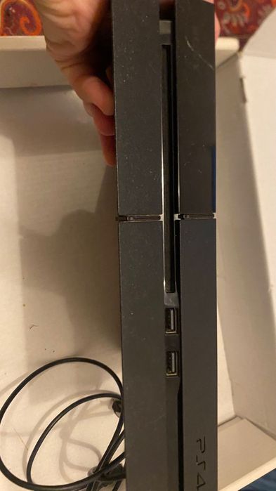 Продам Ps-4 Slim, 1Tb