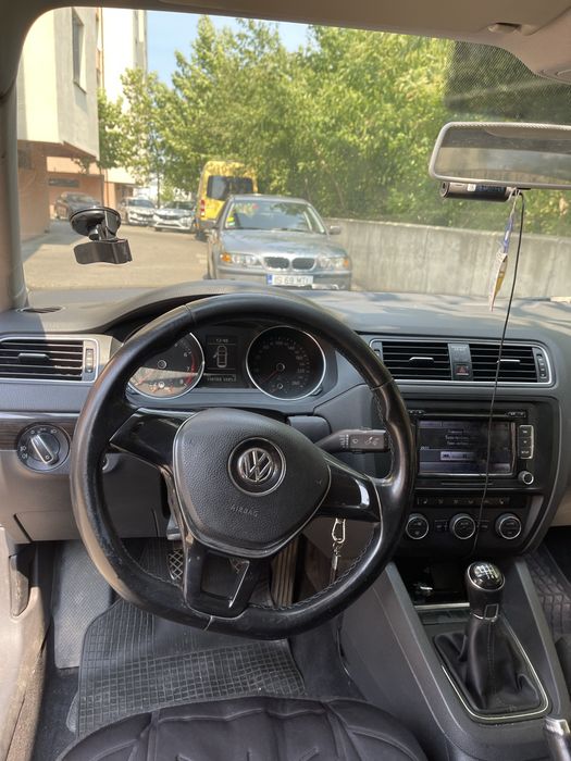 Volkswagen Jetta 2015 1.2 tsi comfortline