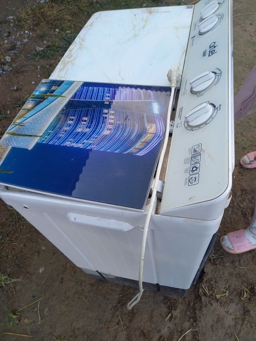 Kir moshina sotiladi 600ming