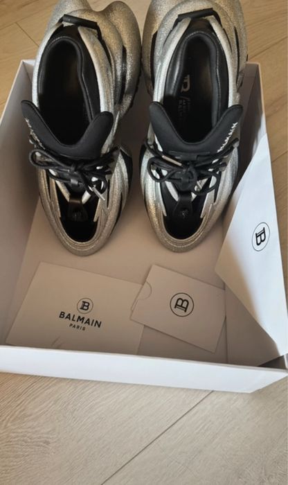 Balmain unicorn