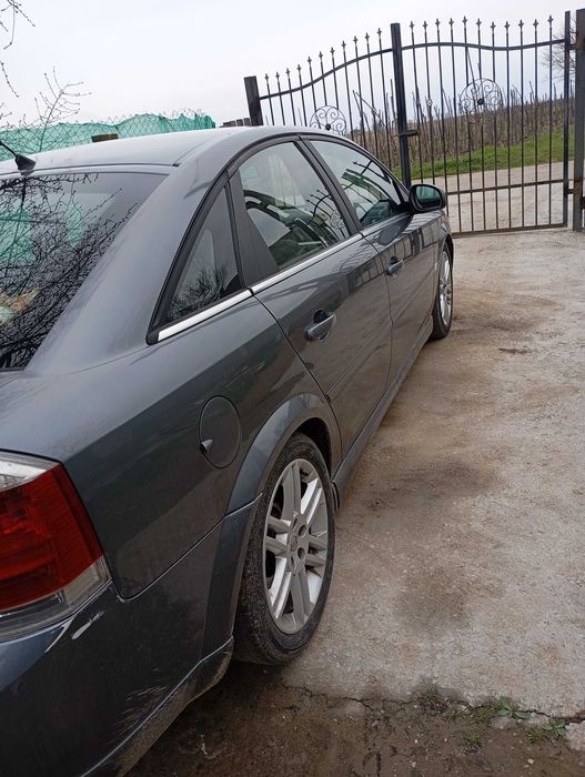 Vând urgent Opel Vectra c gts