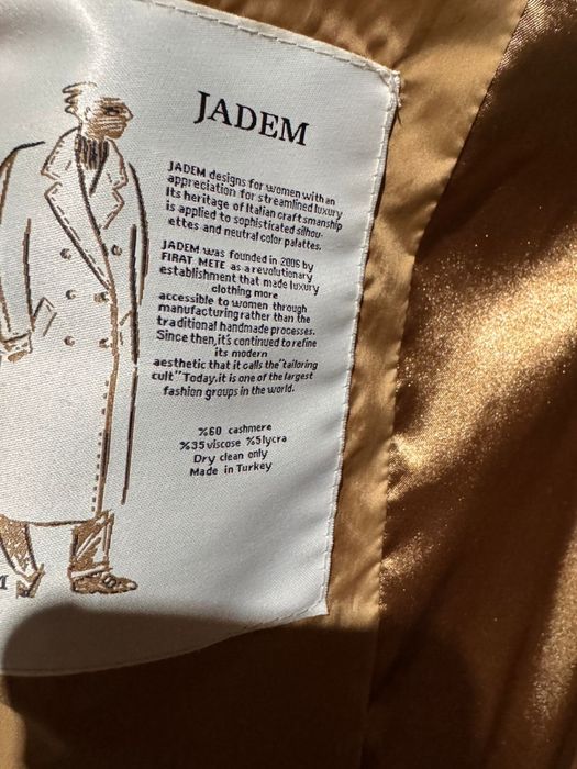 Продам куртку натуралку