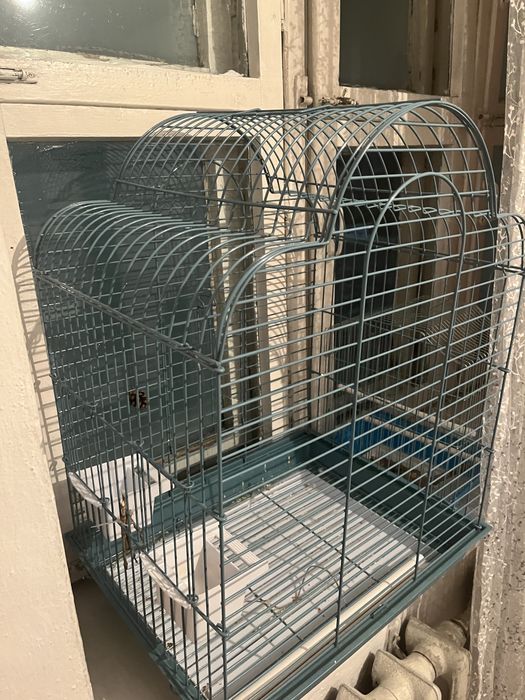 Продаю клетку для попугаев