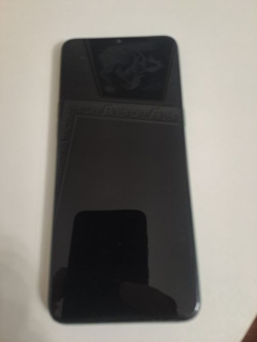 Срочно продам телефон redlme