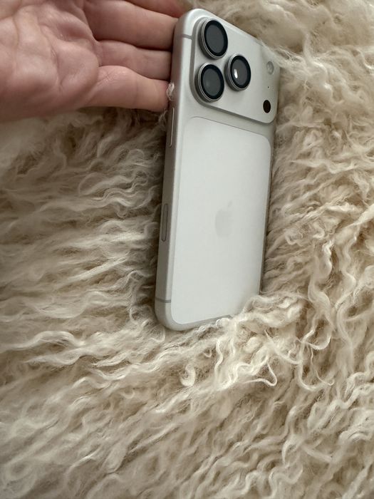 Iphone 17 pro de vanzare!