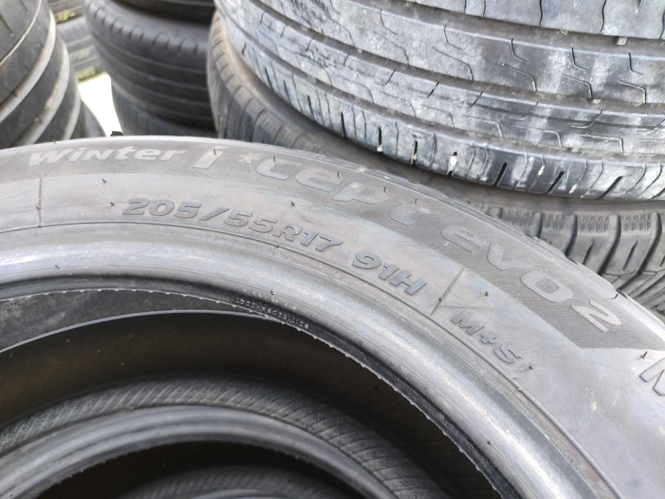 4бр Зимни гуми 205 55 17 - Hankook