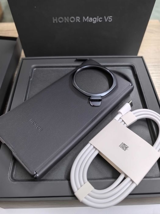 Нов Honor Magic V5 512GB с Гаранция