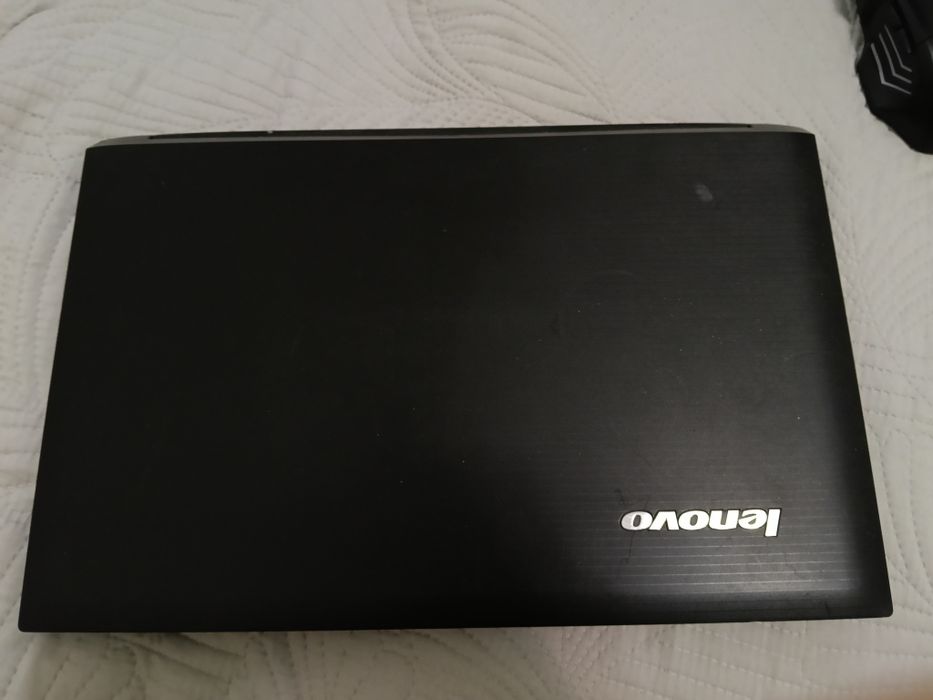 Продается ноутбук Леново