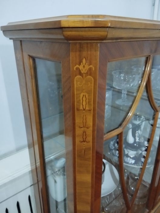 Продается камод и сервант