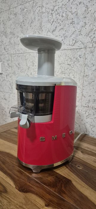 Storcător lent Smeg