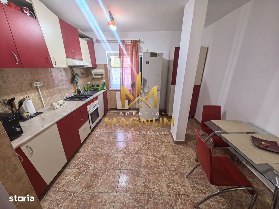 Apartament cu 3 camere de inchiriat