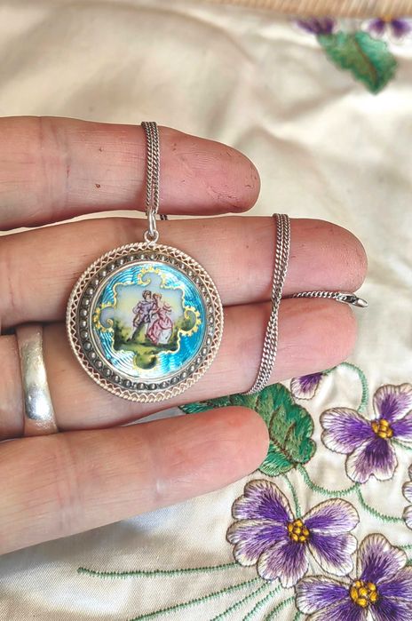 Уникат! Старинен 19 в. Сребърен 
Филигранен Медальон с Емайл и Перли
