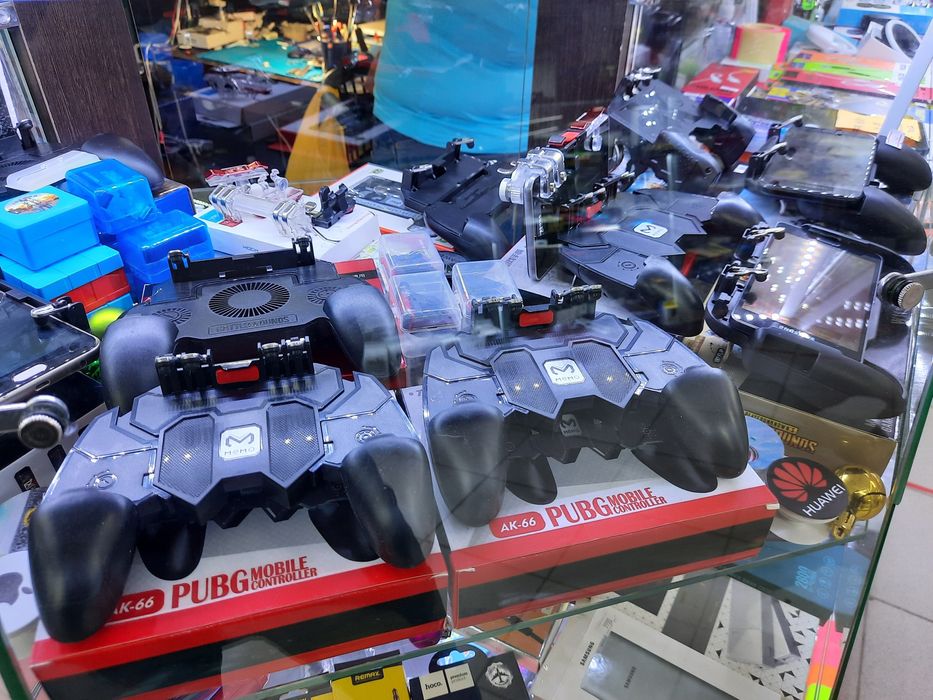 Джойстик и тригеры