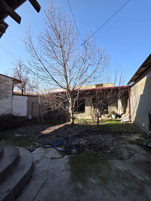 Продаётся 2 участка 6 соток и 3 сотки вместе в махалле Аккурган