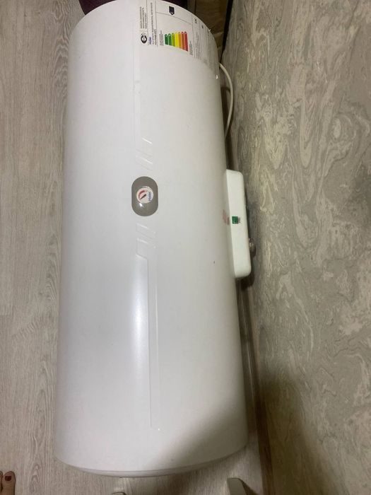Водонагреватель Haier  80л