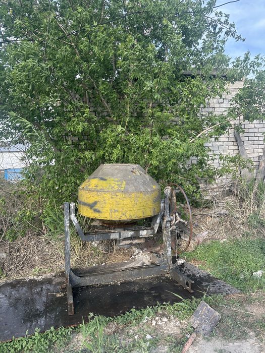 Продам Бетономешалку
