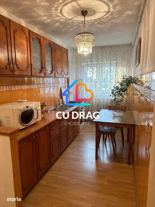 Apartament 3 camere spațioase, 67 mp, etaj 6/10, lift – Vasile Aron, i