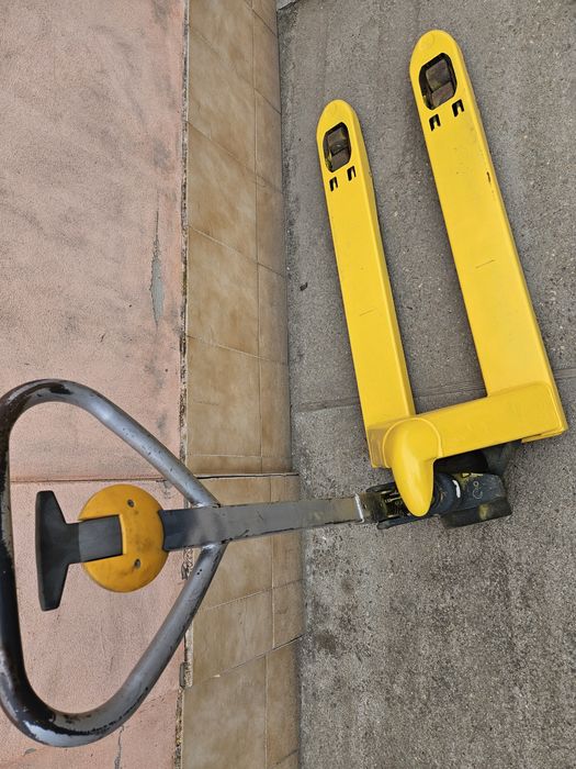 Transpalet 2500kg