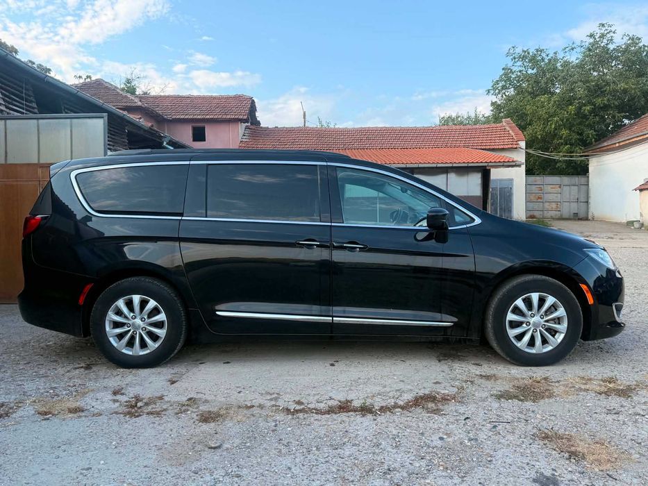 Chrysler Pacifica Touring L 3.6