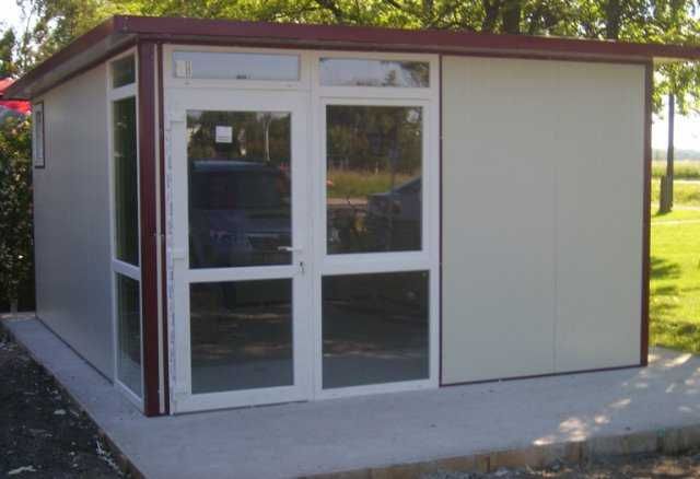 Casa Modulara, Garaje Auto si Containere stil birou din structura metalica si panou sandwich termoizolant