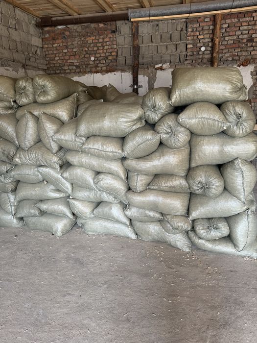 Продам опилки в мешках