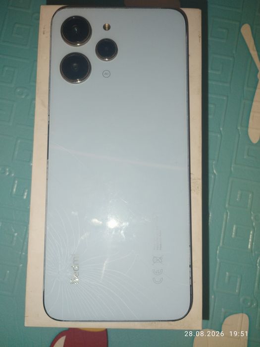 Продам телефон redmi 12