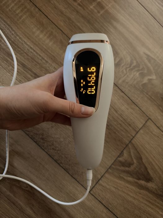 IPL Laser Hair Removal Device – White & Rose Gold