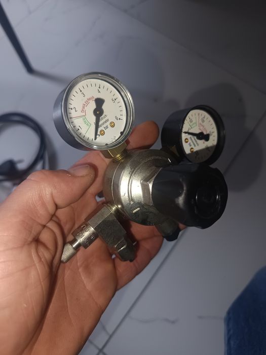 Vand electrovalva si manometru reductor cu reglaj fin