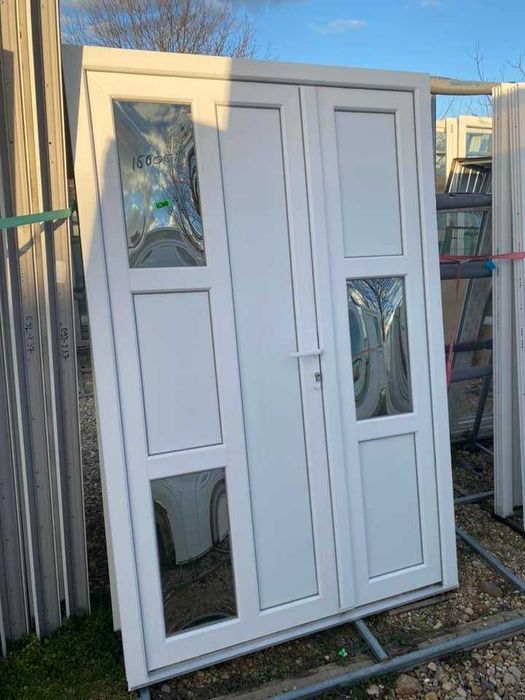 Usi sticla bombata noi de la 1000 lei