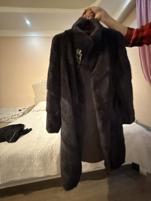 Срочно продам норкувую шубу