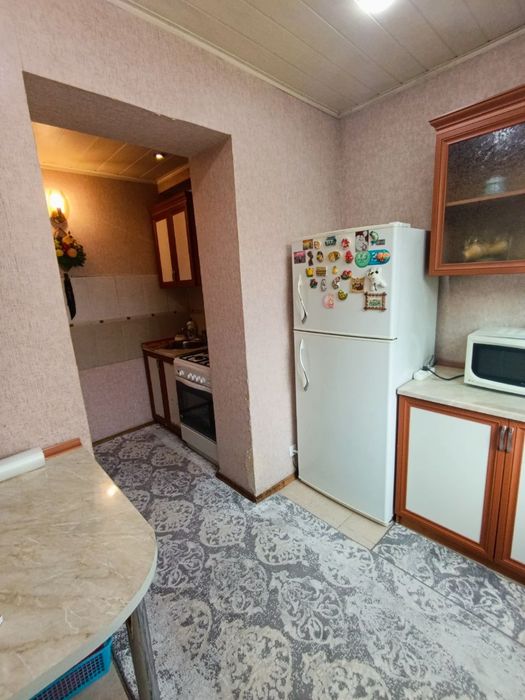 Метро Хамза, 3-комнатная, 68м2,  3-3-4, балкон 2х6