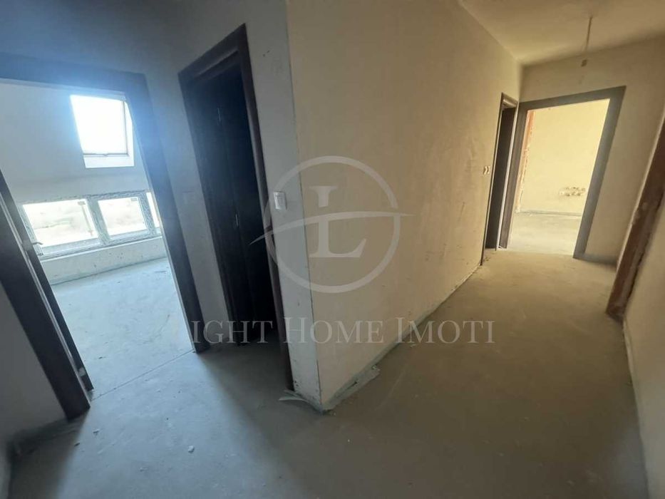 Продава се Тристаен апартамент в Пловдив, Тракия - 127 кв.м за 1315 €/кв.м - Снимка #8